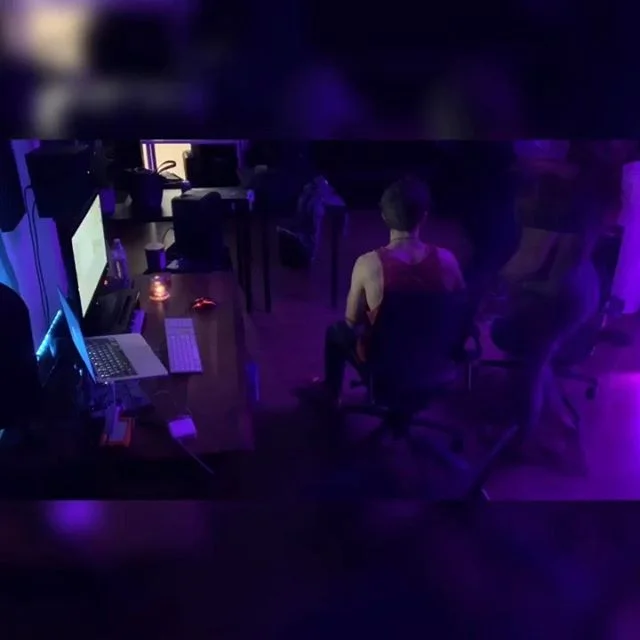 New single done called, &ldquo;Best Interest.&rdquo; Release date on a day that&rsquo;s not too hot and not too cold. lol TBA basically. .
.
.
.
.
#bestinterest #chopchallenge #yoyochamp #sing #song #singer #vocalist #singersongwriter #music #studio 