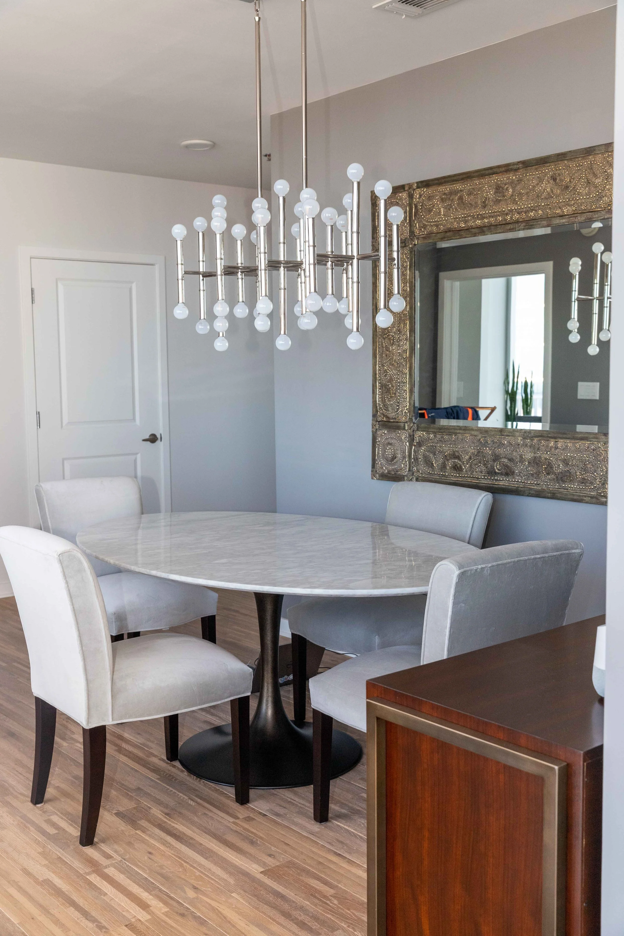 dining table.jpg