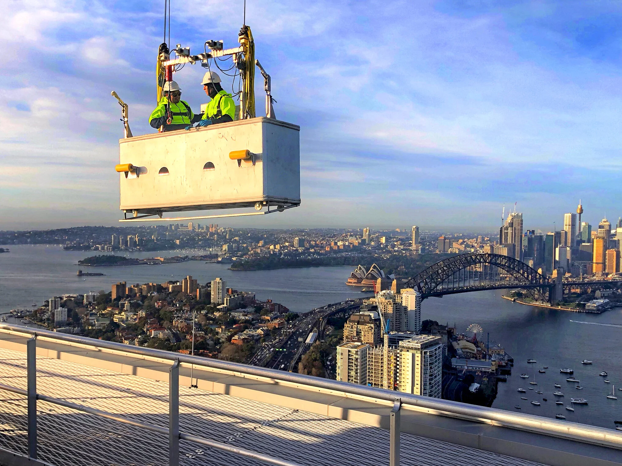  high rise building facade cleaning by deluxe cleaning sydney 