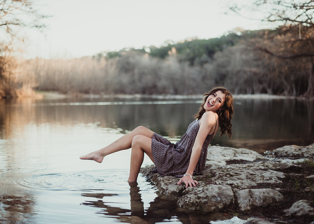 new braunfels senior photographer