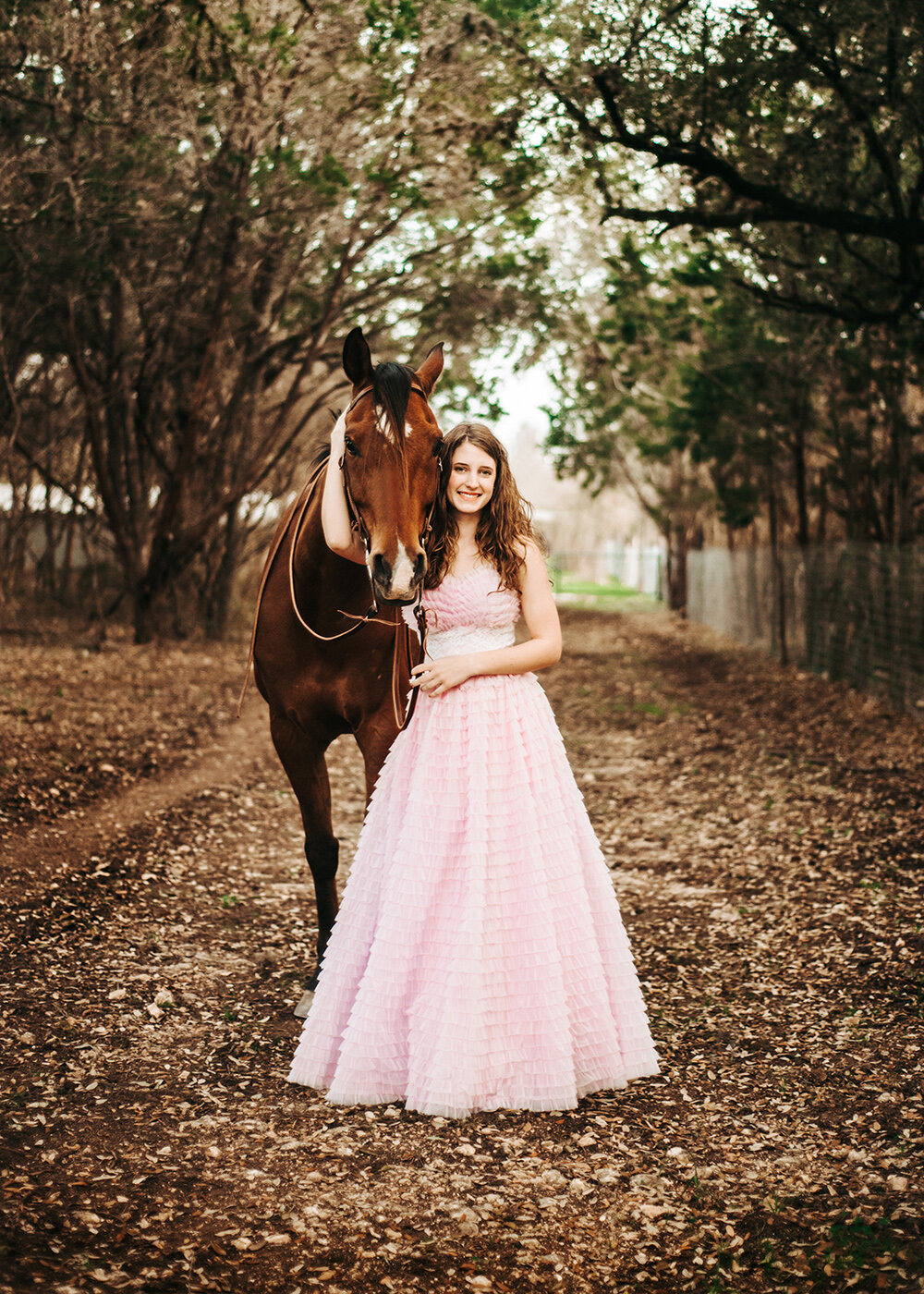 new braunfels senior photographer