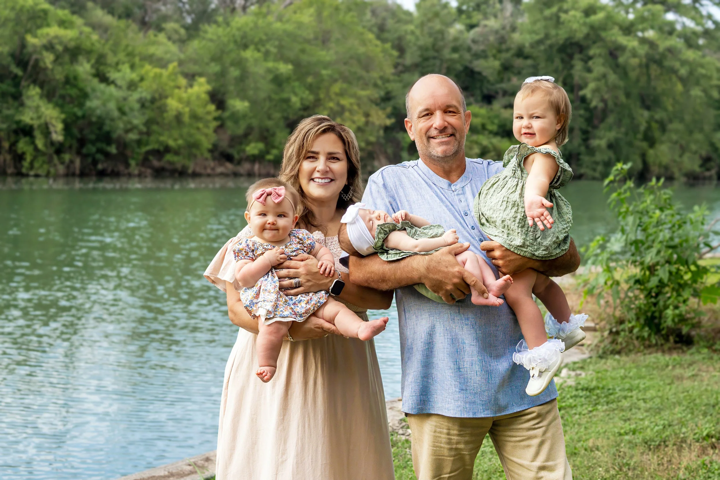 new braunfels san antonio family photographer portraits.jpg