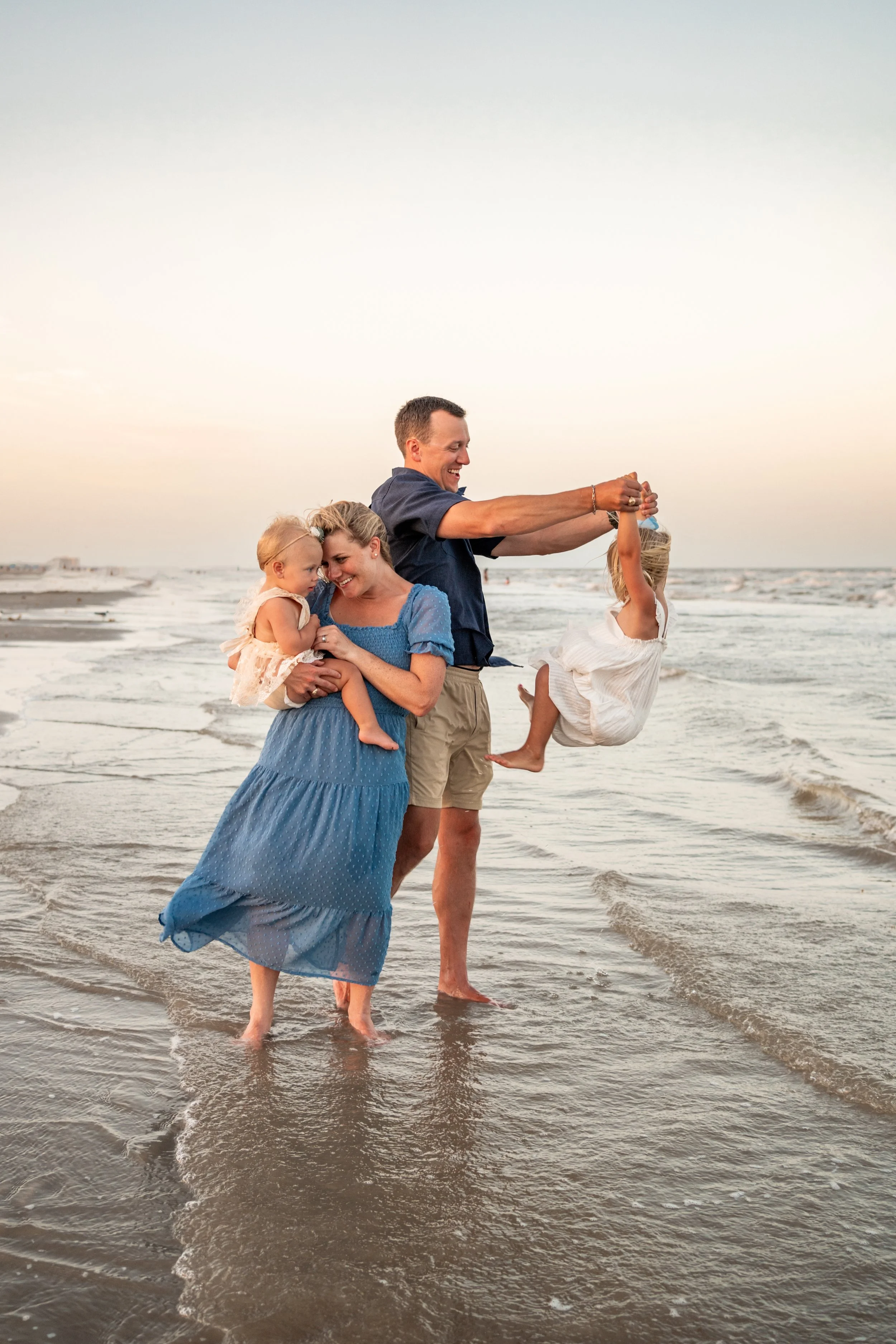 new braunfels port aransas austin san antonio cinnamon shore family children beach portraits photographer