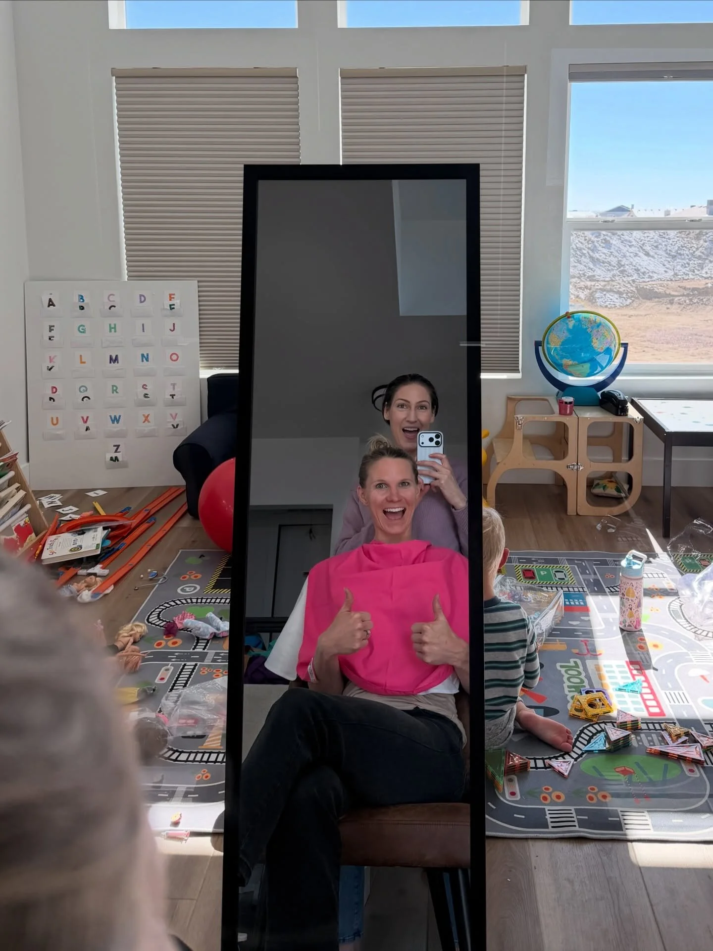 While the toddlers were busy playing Barbies, we were busy playing with color&mdash;and the results are in! 🎨✨ 

Turns out, Melissa absolutely SHINES in Barbie Pink! 💖 She&rsquo;s ready to say hello to all her radiant and warm Light Spring colors! 