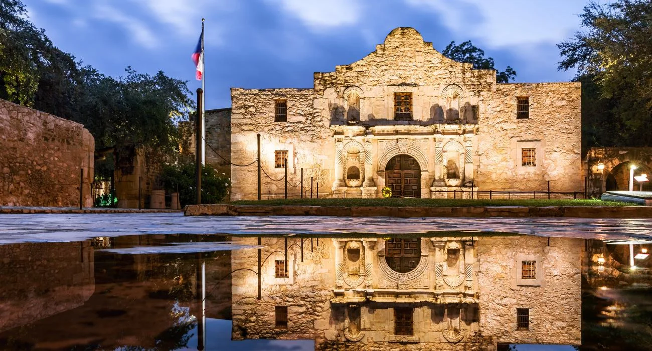 HERO_Getty_590930969_State_Texas_SanAntonio_FinalCrop_Web72DPI.jpg