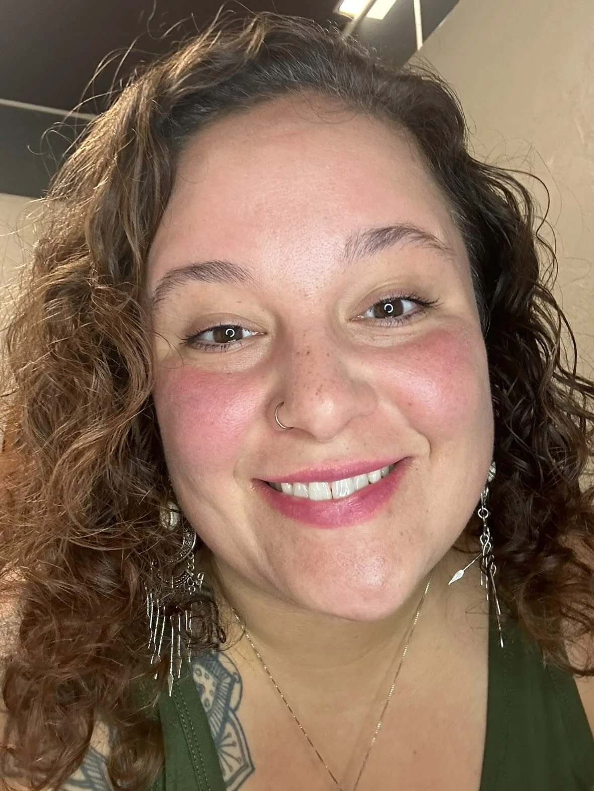 Melissa Manuel @glimmerandsage