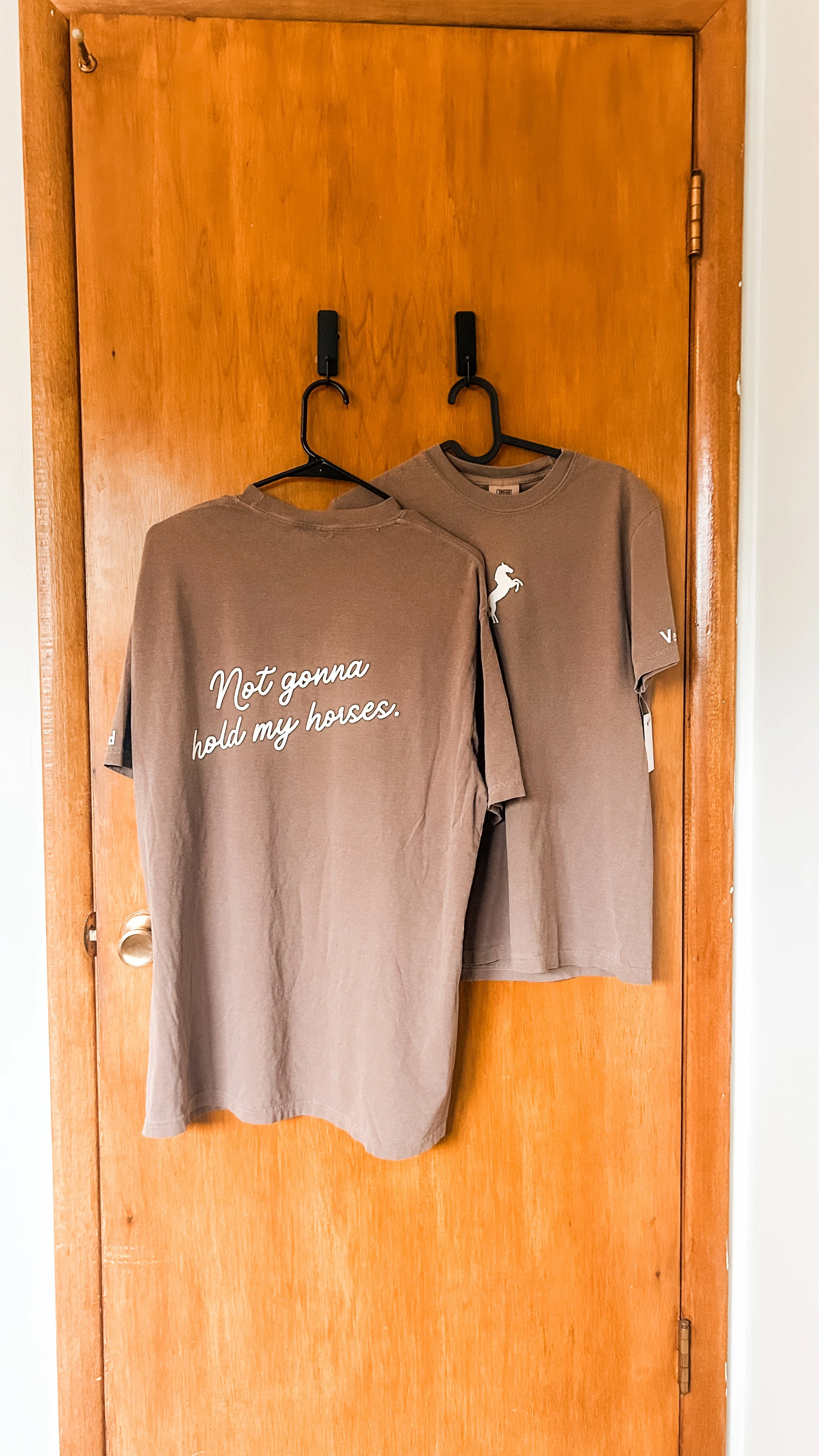 Not Gonna Hold My Horses Heavyweight Tee