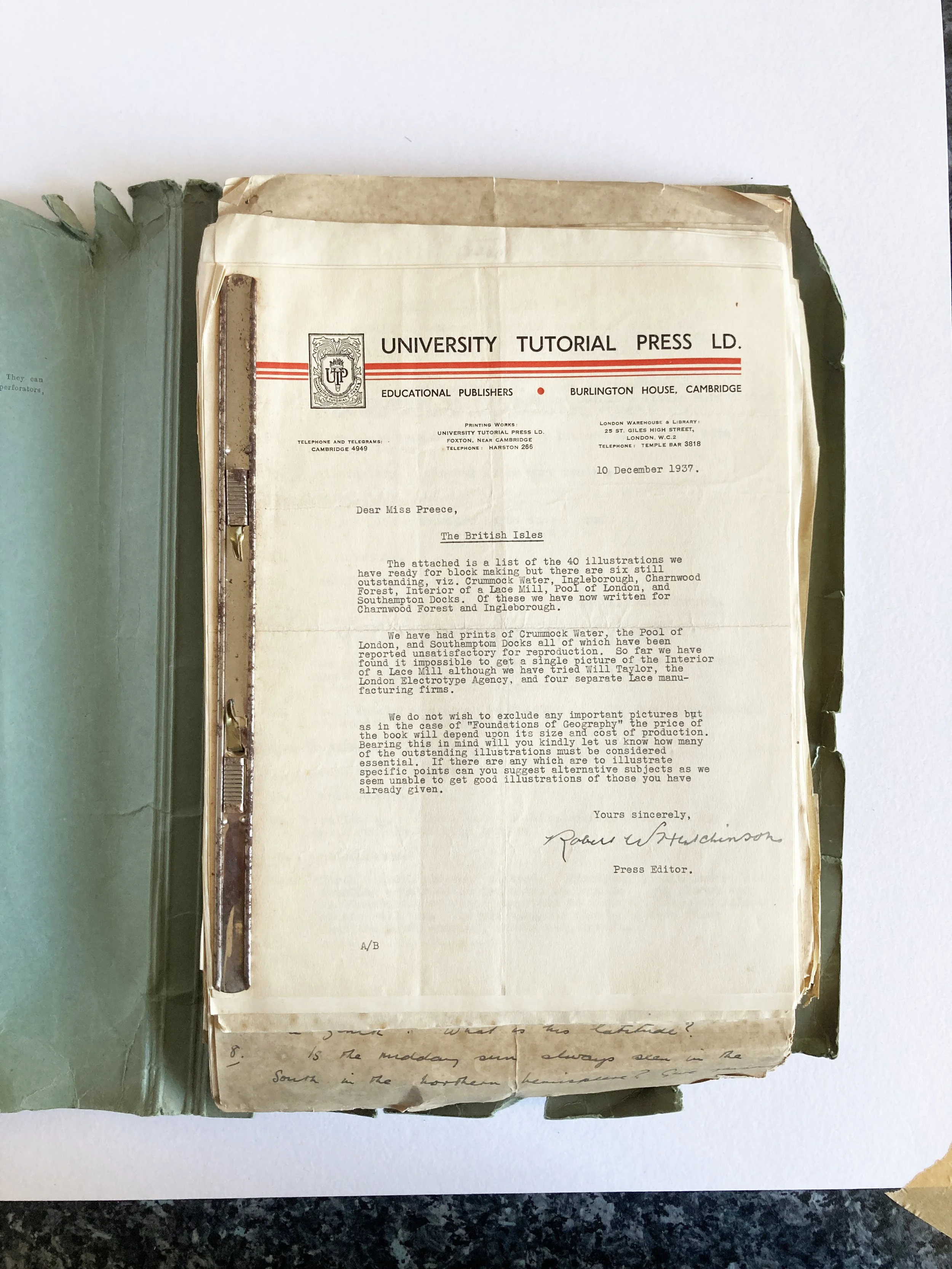 DOROTHY PREECE AND THE MAKING OF A CLASSIC GEOGRAPHY TEXTBOOK