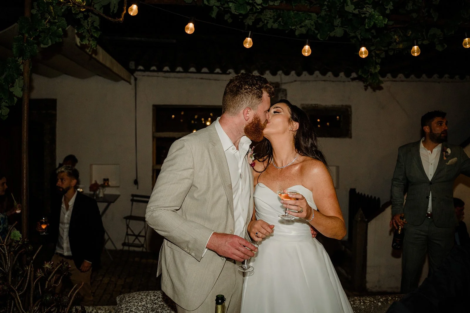 Aisling Jamie Os Agostos Vintage Studios Weding Photography And aisling-jamie-os-agostos-vintage-studios-weding-photography-and