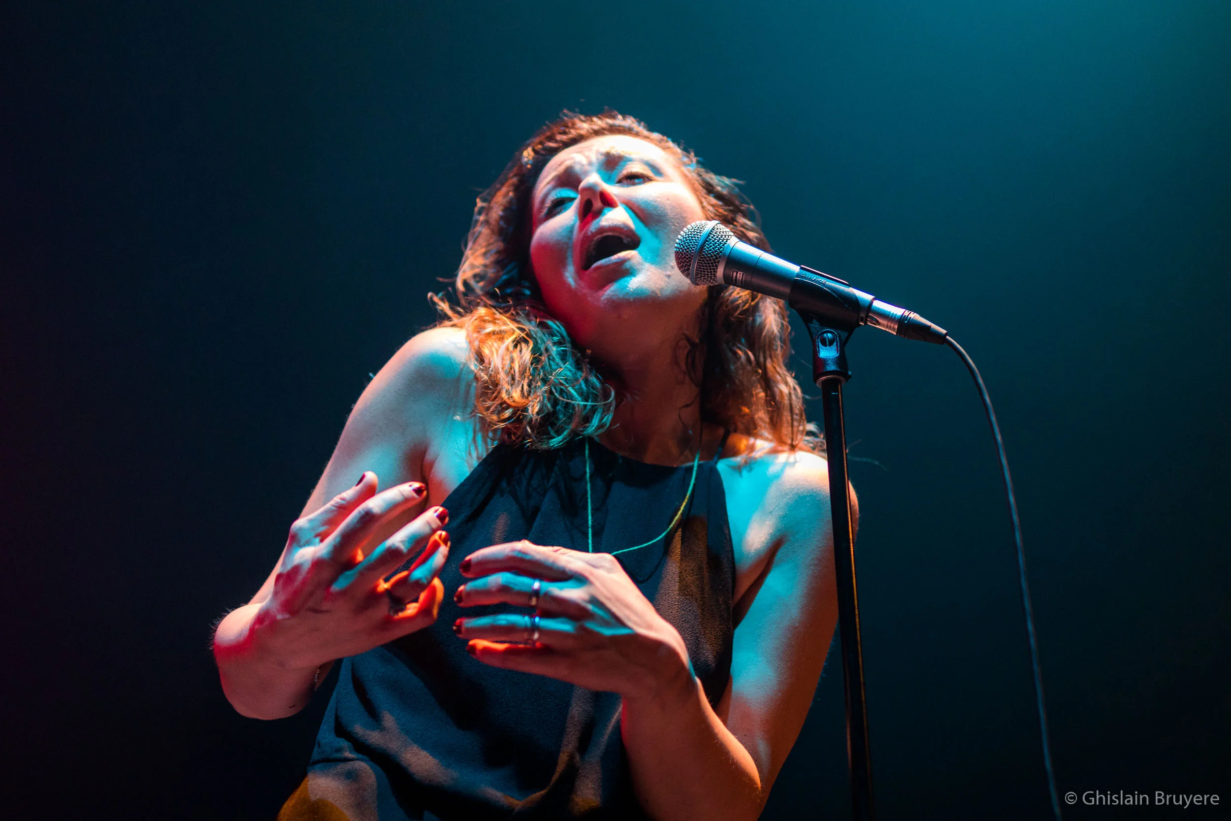 Le groupe Mya King Kelly au Pianofabriek pris par un photographe