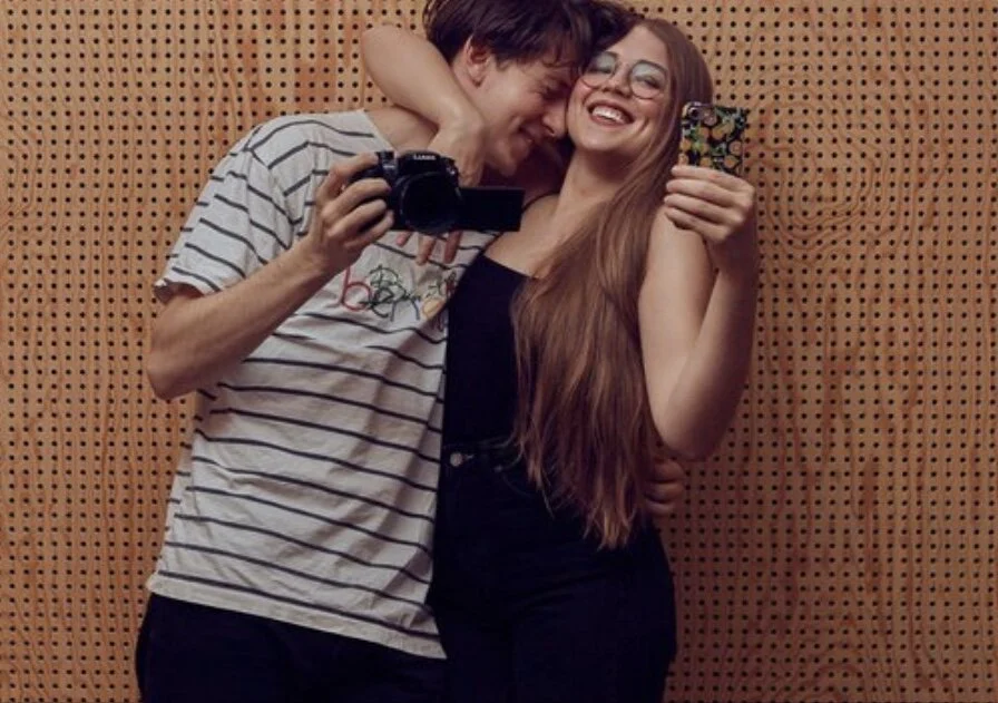 Förälskad och förvirrad vs Normal people.