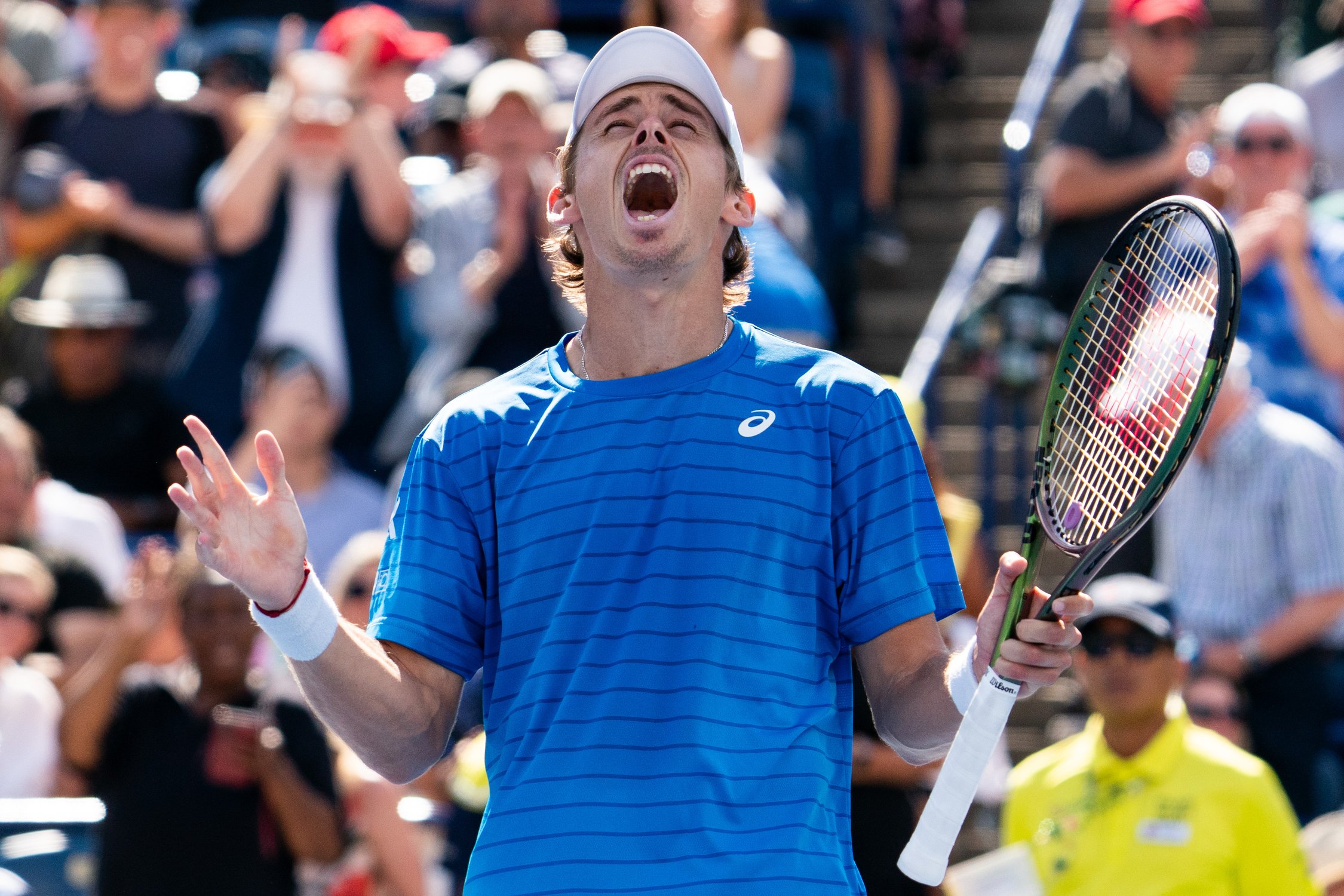  Alex de Minaur of Australia celebrates after winning a semifinal matchup against Alejandro Davidovich Fokina of Spain (not seen) at the National Bank Open in Toronto, on Saturday, Aug. 12, 2023. THE CANADIAN PRESS/Spencer Colby 