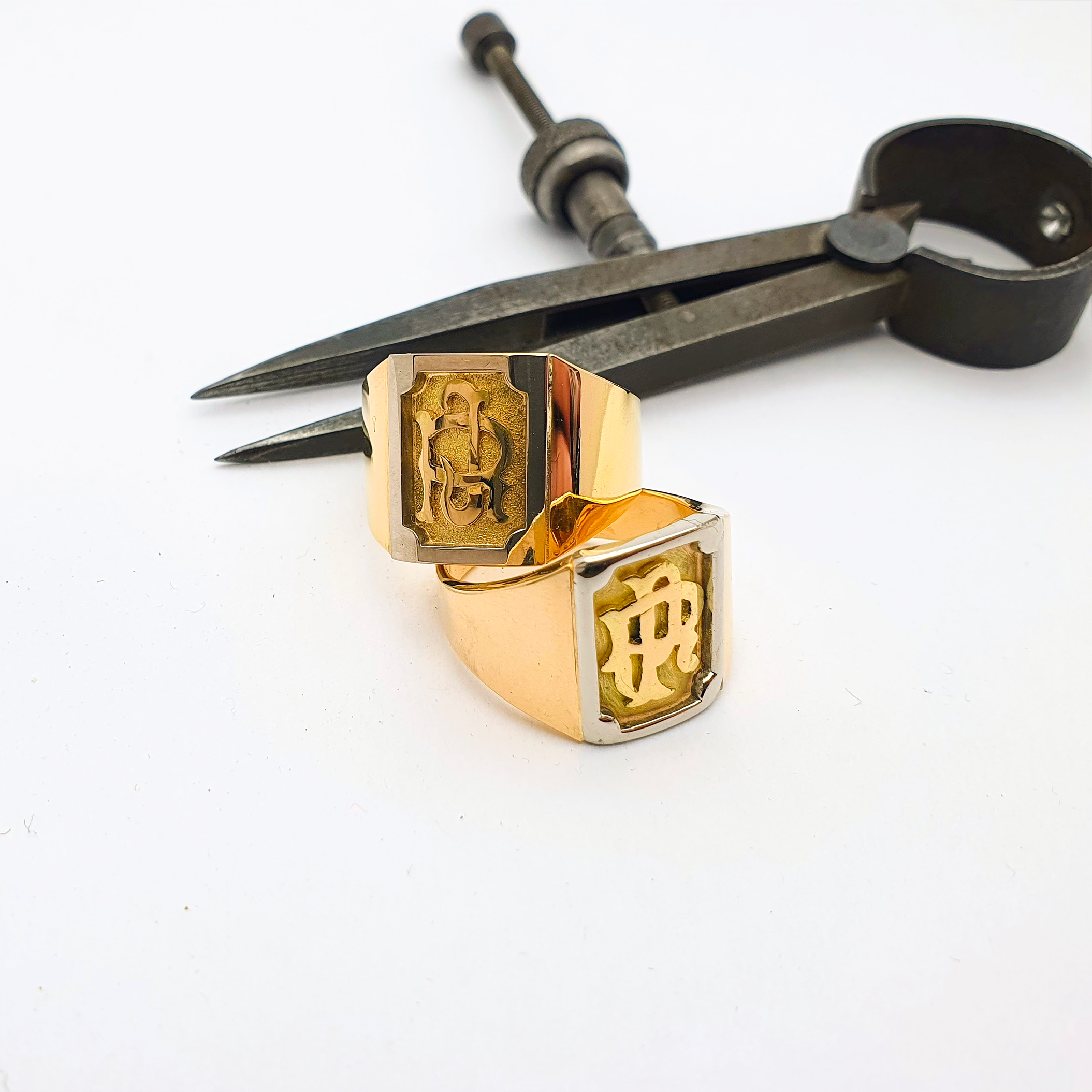 Chevalières en or faites main