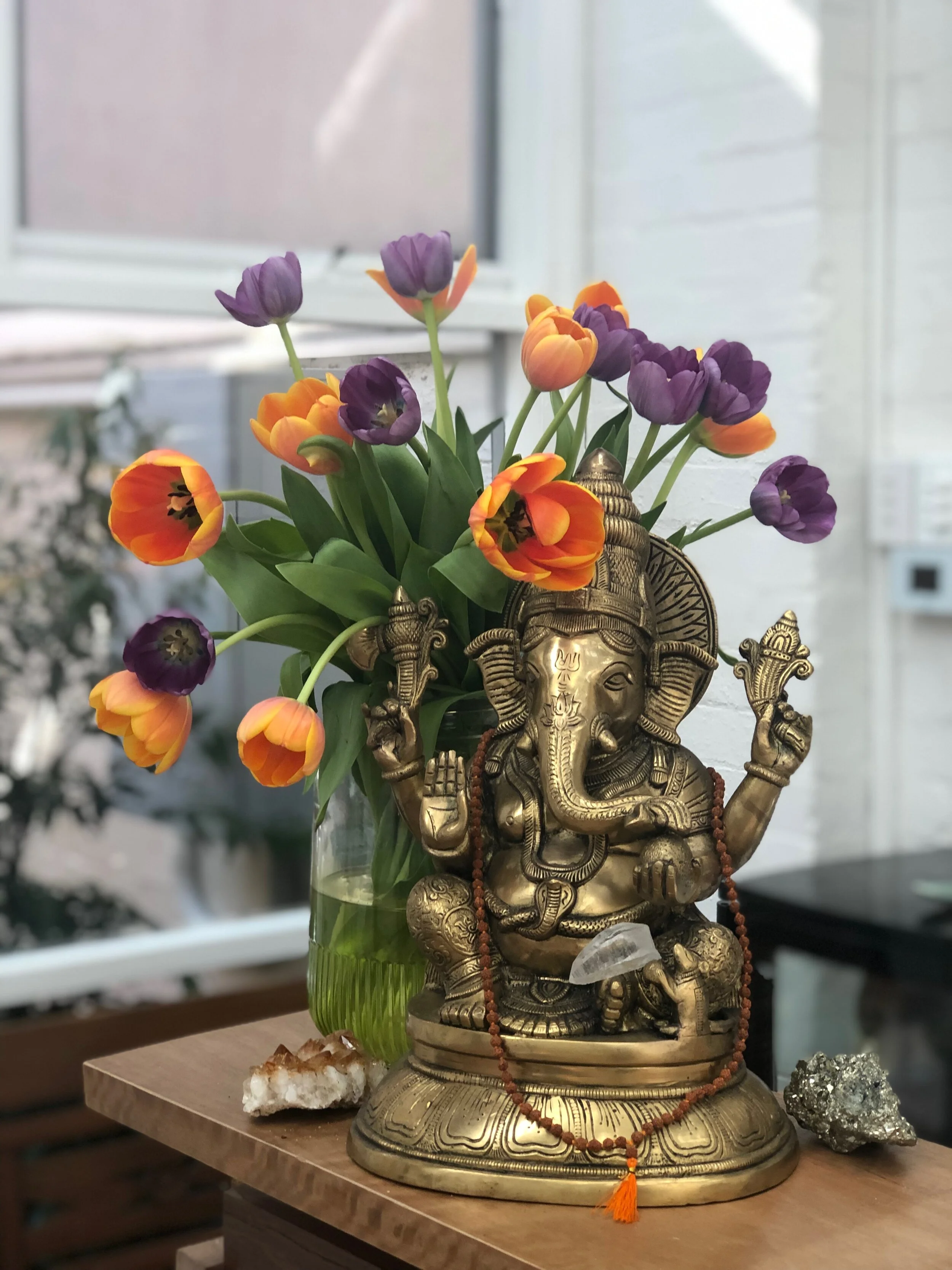 3 Reasons to Live in Community