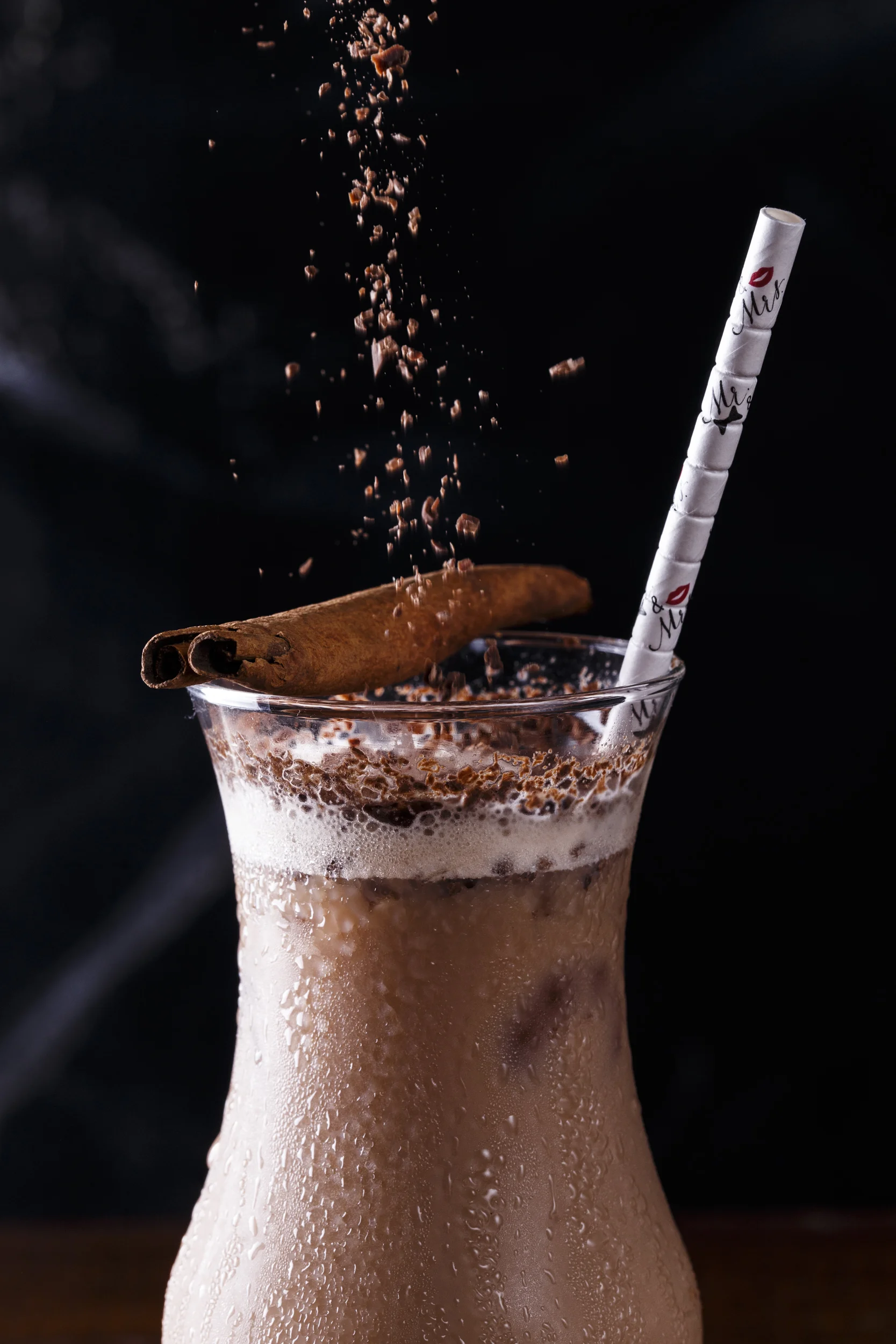 Bow Ties & Lips 7.75 Jumbo Eco-Flex.jpg