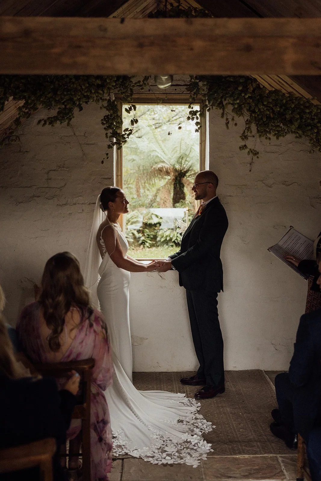 Imke&george-wedding-thecornishplace-katiegoffphotography-172.jpg