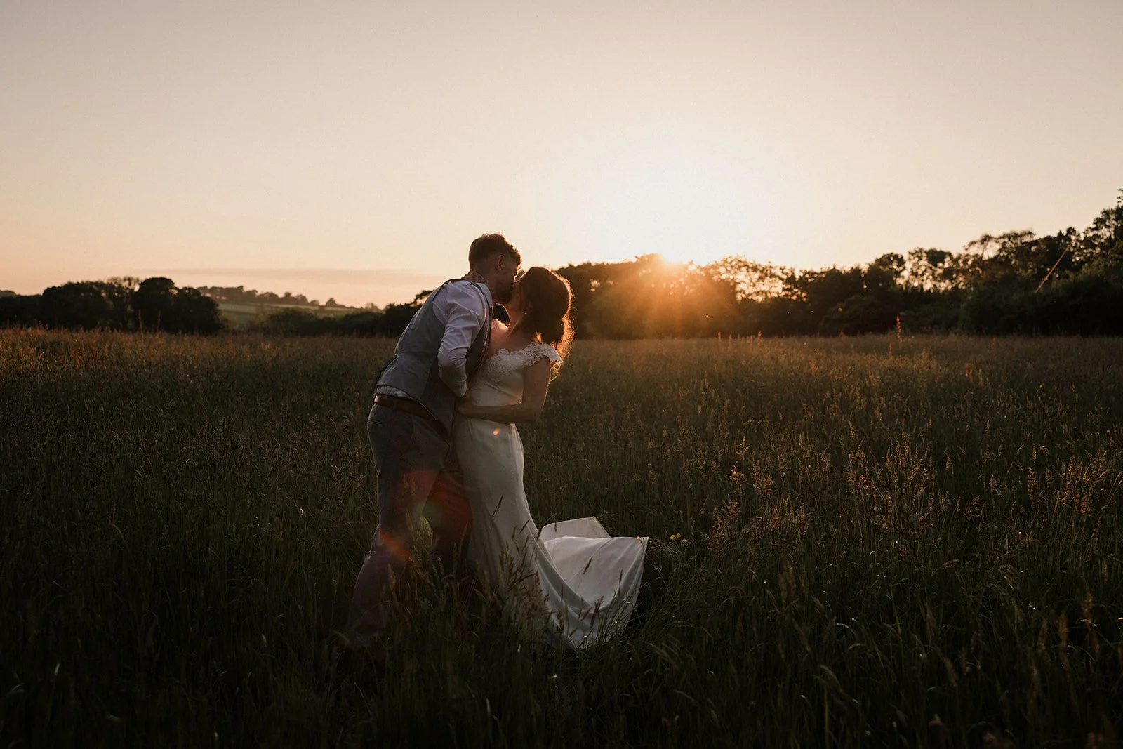 Molly&Joseph-sneakpreviews-katiegoffphotography-152.jpg