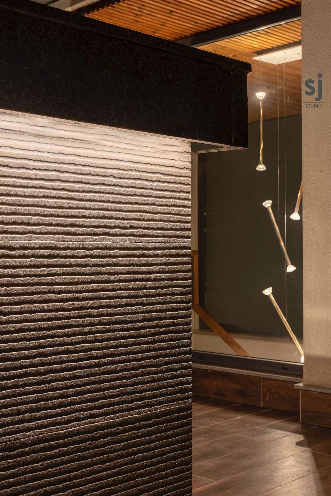   terrace bar|  lighting effects 