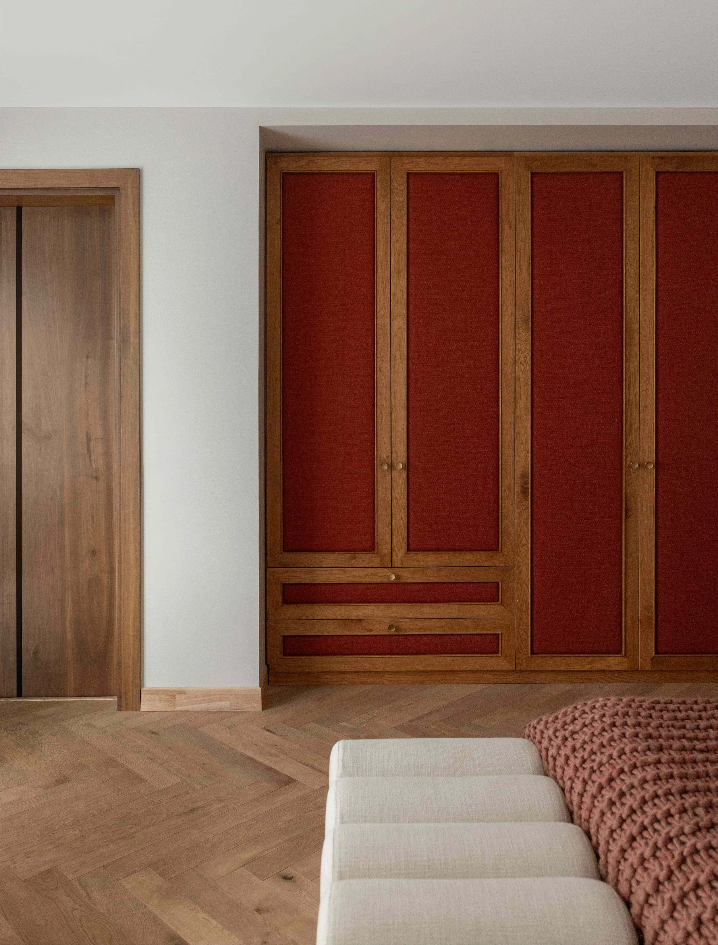   guestroom | closet  