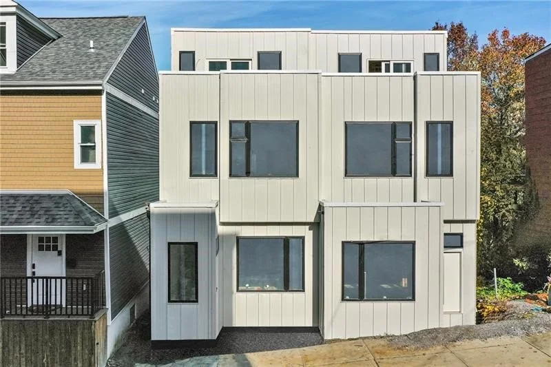 Paulowna Exterior Front.jpeg