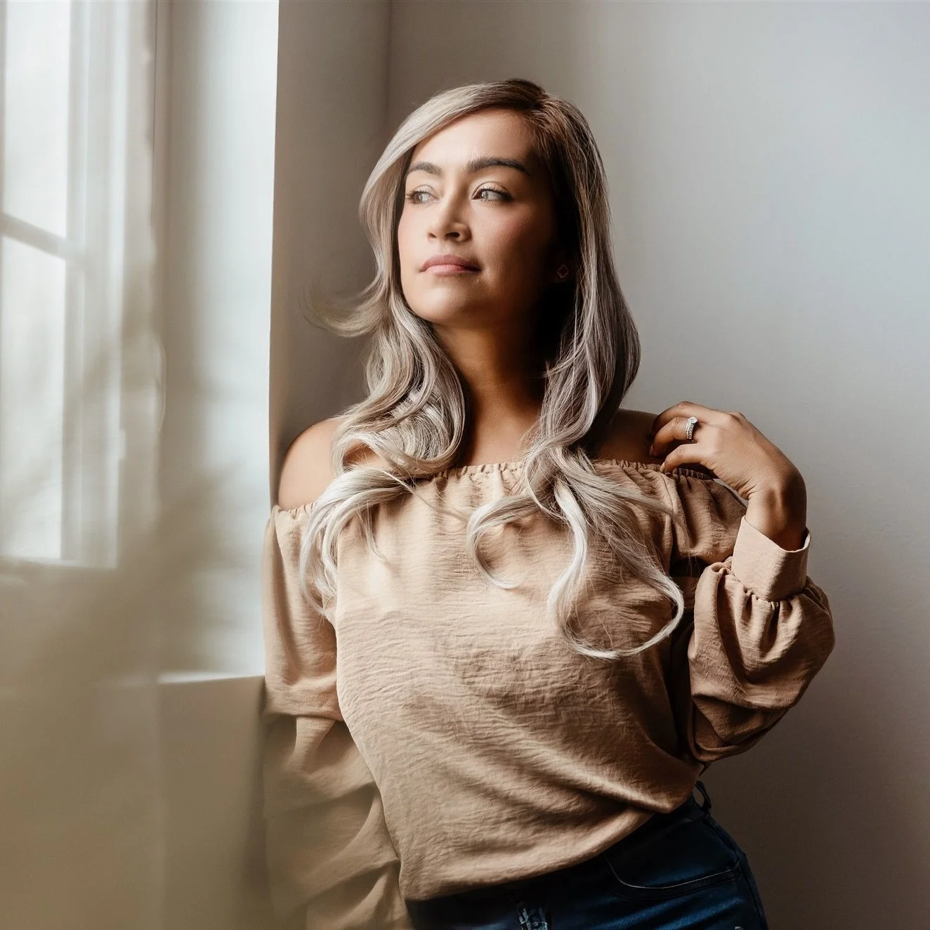 Booking 2025 ONLY 🤩 we are FULLY BOOKED Nov-Dec 📸 let’s plan your Birthday session, Maternity Styled session, Branding Headshot Session, Newborn or First Year Session for January-May. What is the best way to reach out? Sending an email throug