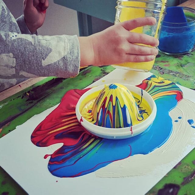 Our toddlers are helping us prepare for our Color Smash class next week 😳😬 A toddler's artistic dreams come true! 😂 🎨 #makegoodmesses