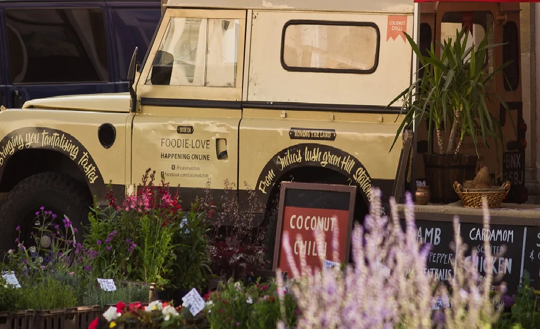 Coconut-Chilli-Land-Rover-stall-crop.jpg