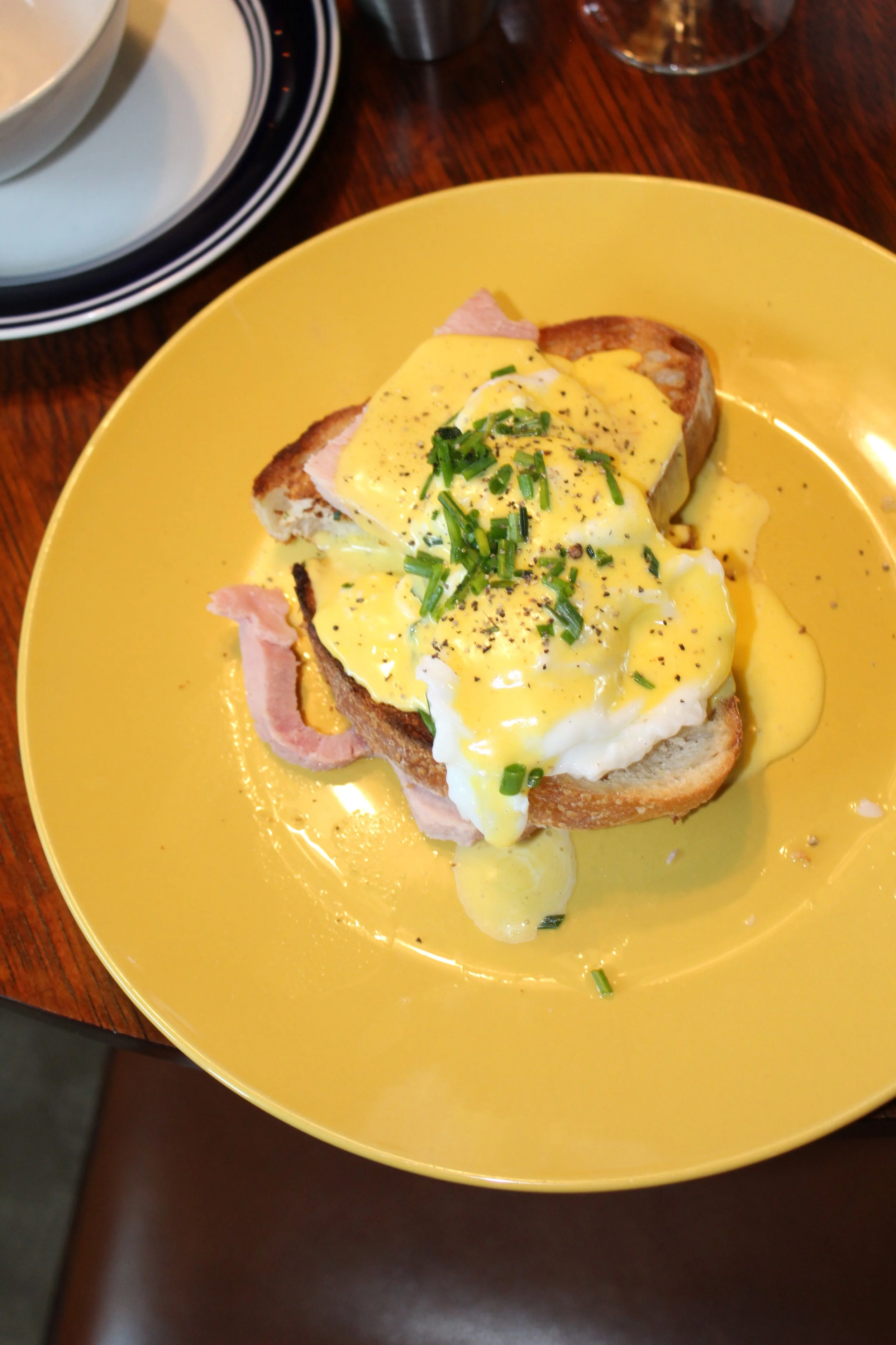 An Egg-cellent Breakfast with Eggs Benedict