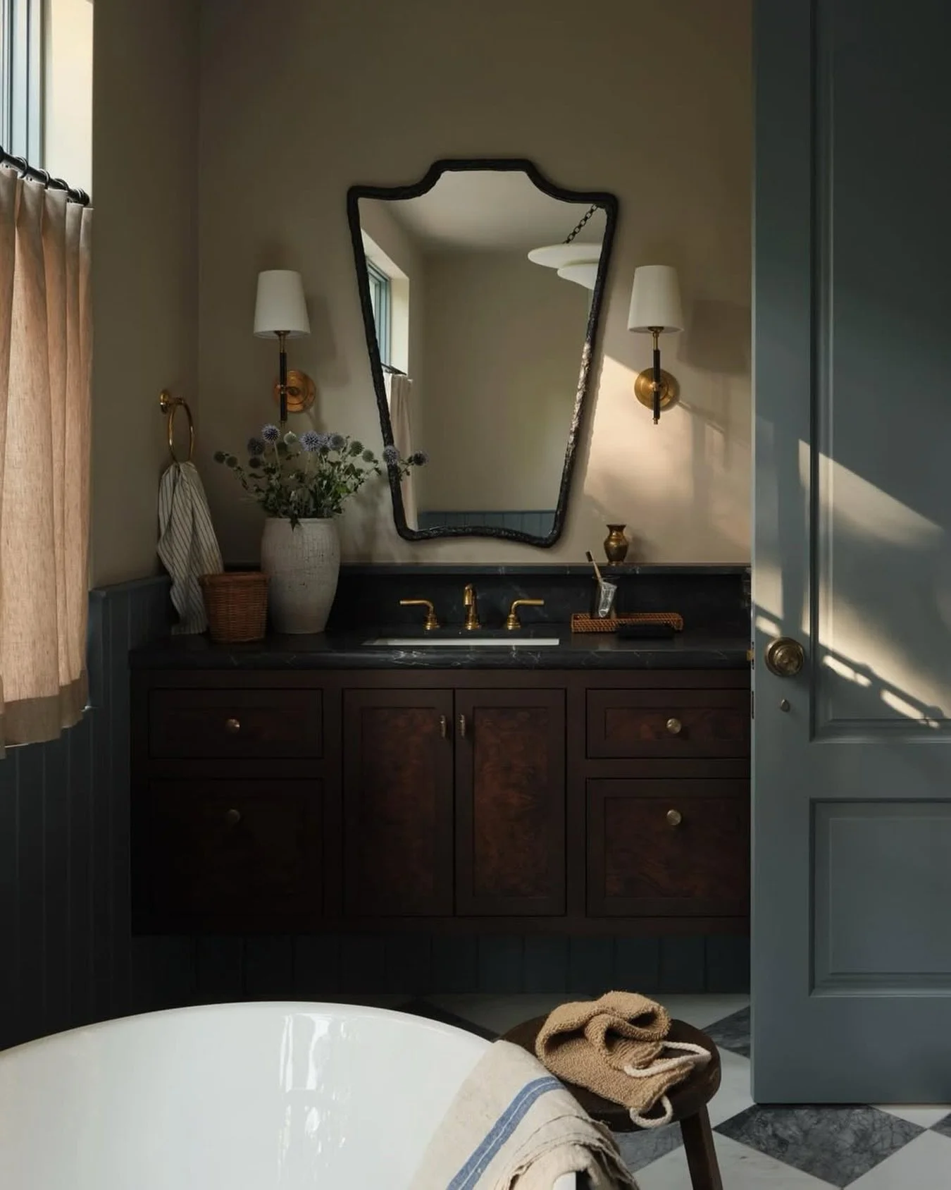 Working with @halimacdonaldinteriors on this space was all about thoughtful details.

The brass faucet becomes a defining element, introducing warmth and balance while elevating the surrounding materials.

Book a showroom appointment to discover our 