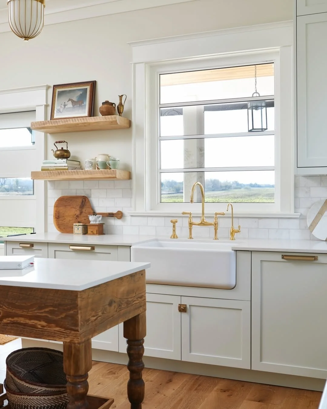 The right fixture can transform an entire room. This brass bridge faucet does exactly that.

Warm and timeless, it&rsquo;s the kind of fixture that anchors a space and elevates everything around it.

Discover pieces for your next project through the 