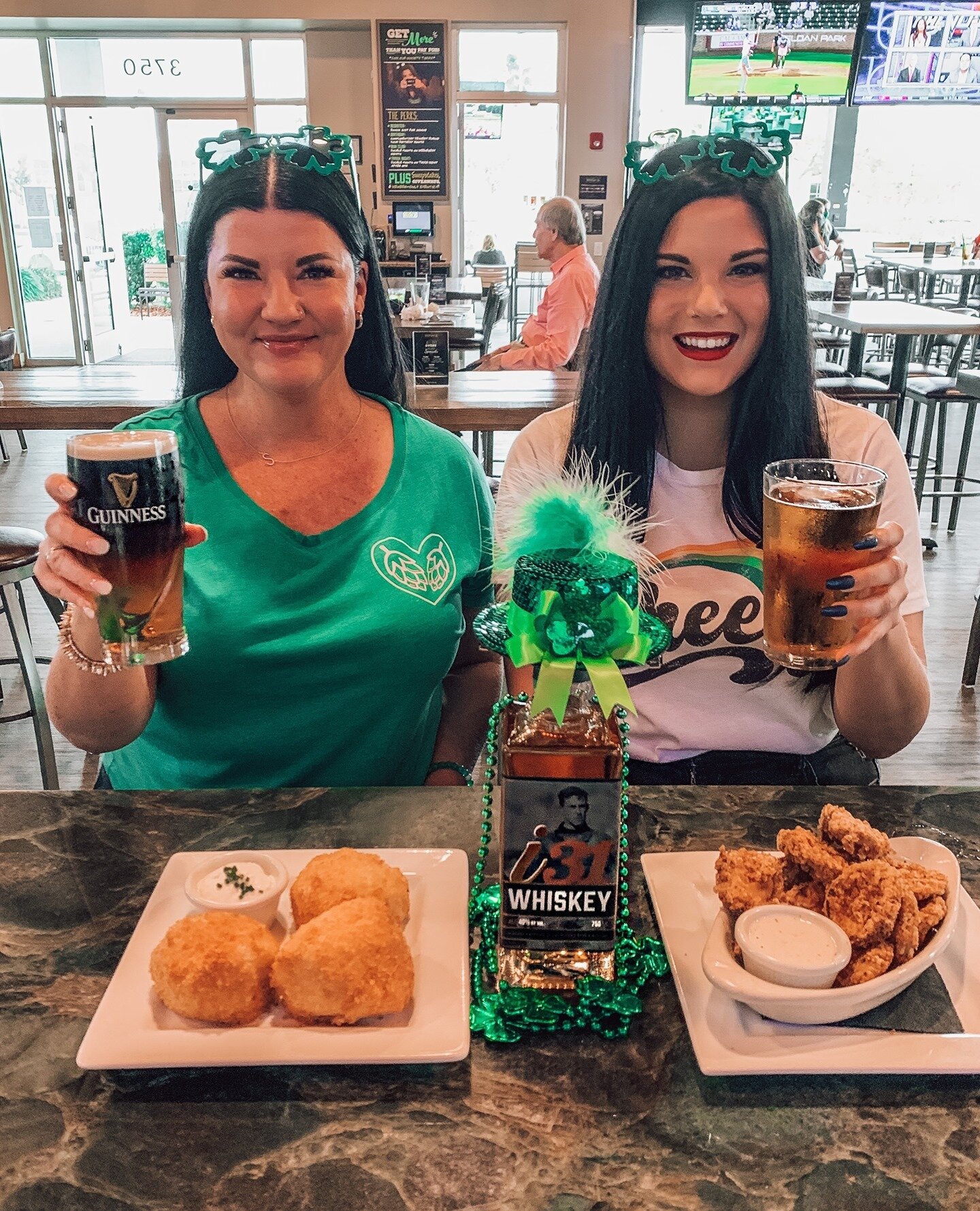 🎉🍀🎉🍻ST PADDY'S DAY GIVEAWAY🎉🍀🎉🍻⁠
.⁠
Top o&rsquo; the mornin&rsquo; Shenanigan-lovers!🍺 It&rsquo;s nearly St. Paddy&rsquo;s Day🍀, so we partnered with our friends at ⁠
@irish31pub to bring you a fun giveaway where one lucky leprechaun will w