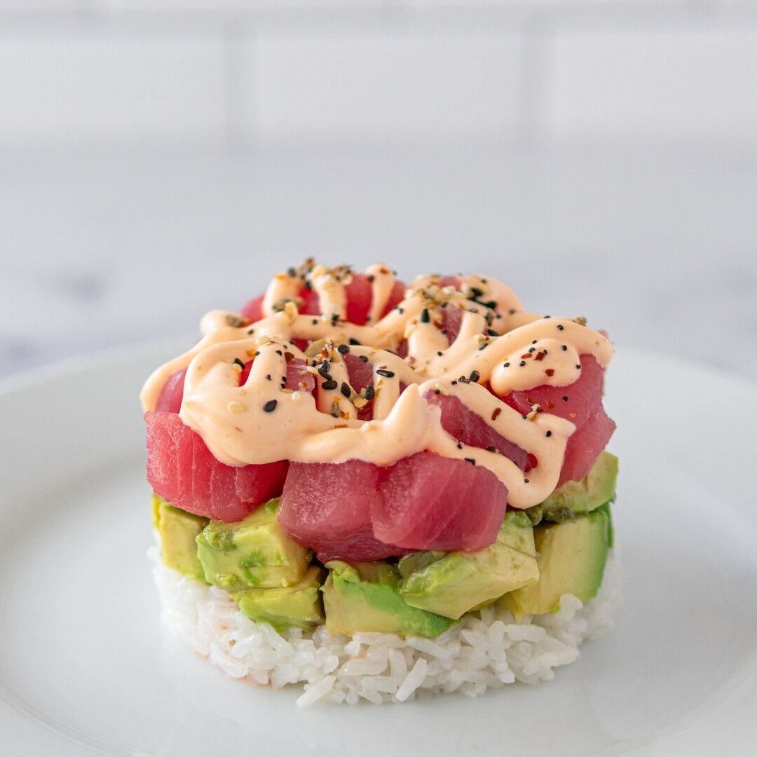 There's no such thing as too much tuna. 🐟😍⁠
⁠
We made this delicious poke stack with hand-cut, Maldhoni Yellowfin Tuna Poke from @knowseafood⁠ ⁠
⁠
I love that you can follow your seafood from harvest to home using their tracing technology. Connect 