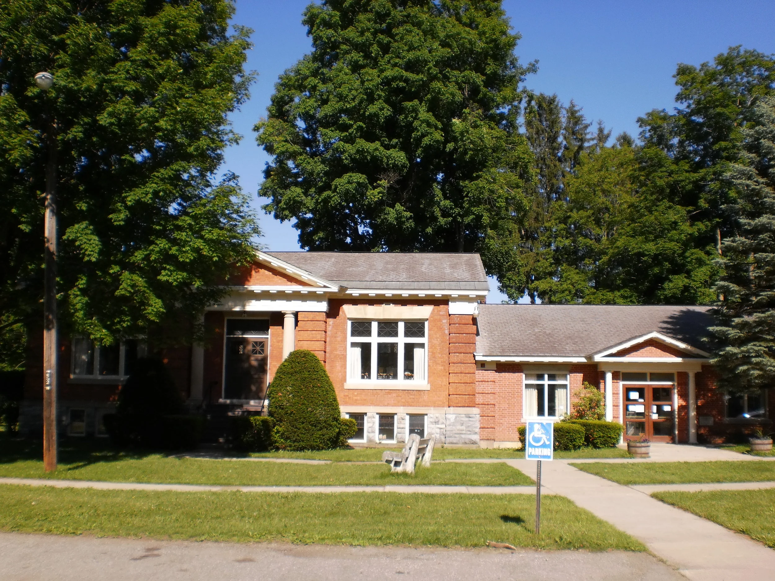 Cambridge Public Library