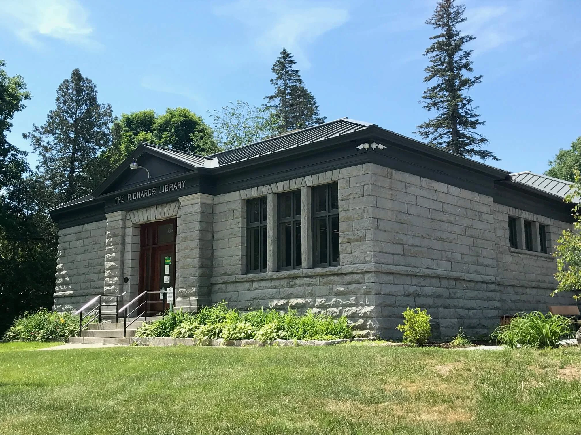 Warren County: Richards Library - Richards Library Building Condition Report