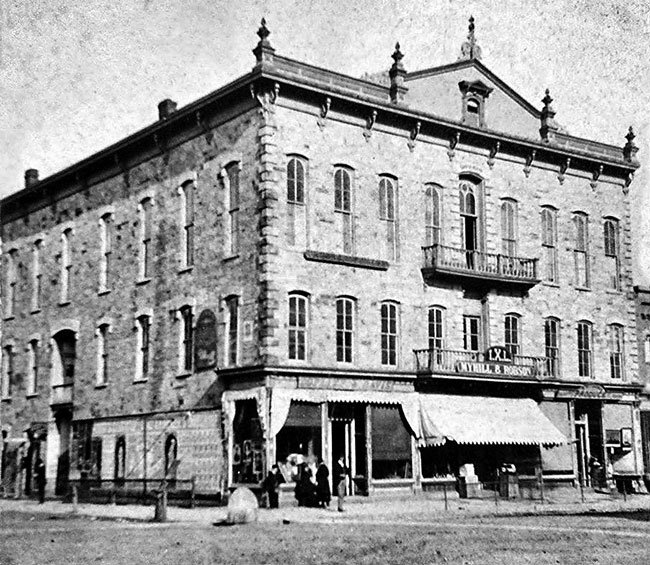 Black and white archival image of Bent's circa 1900