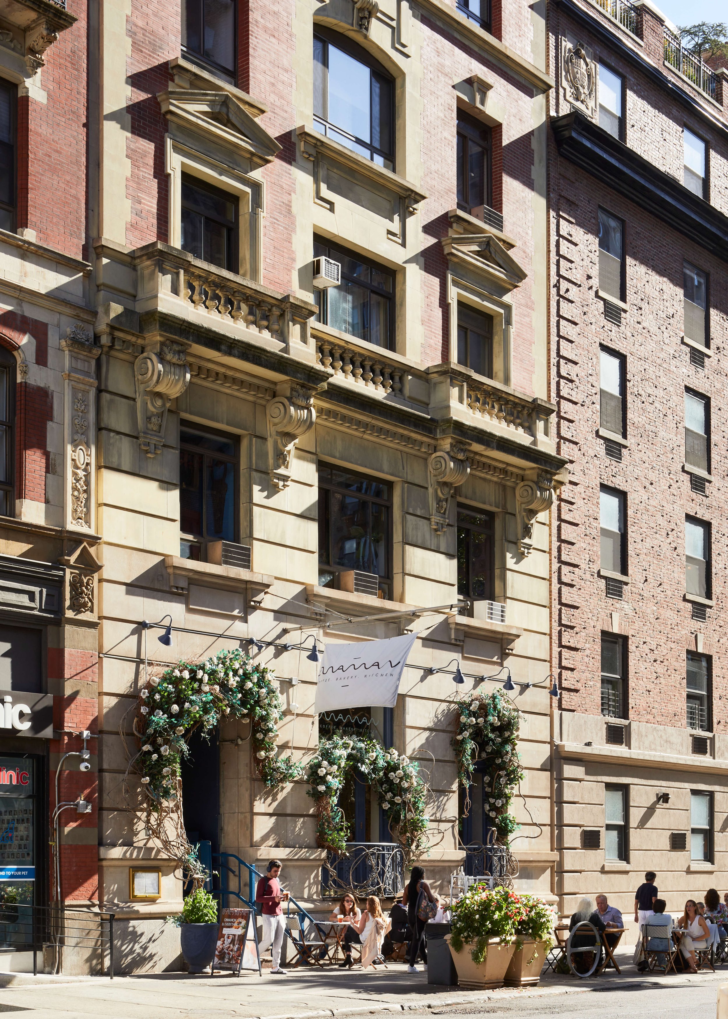 Detail of the former Albert Hotel on University Place