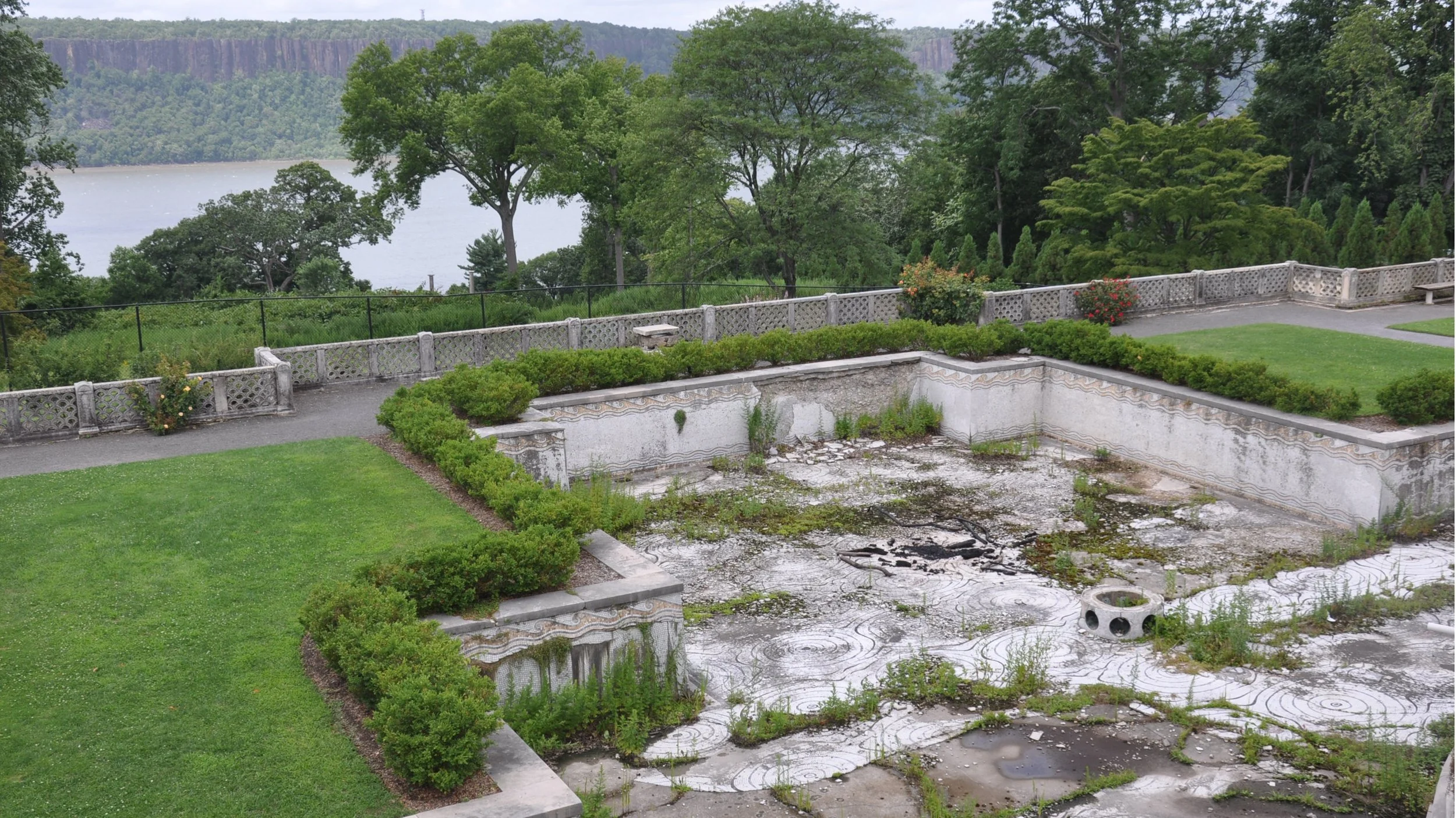 Persian Pool before restoration. credit: Jessica Norman