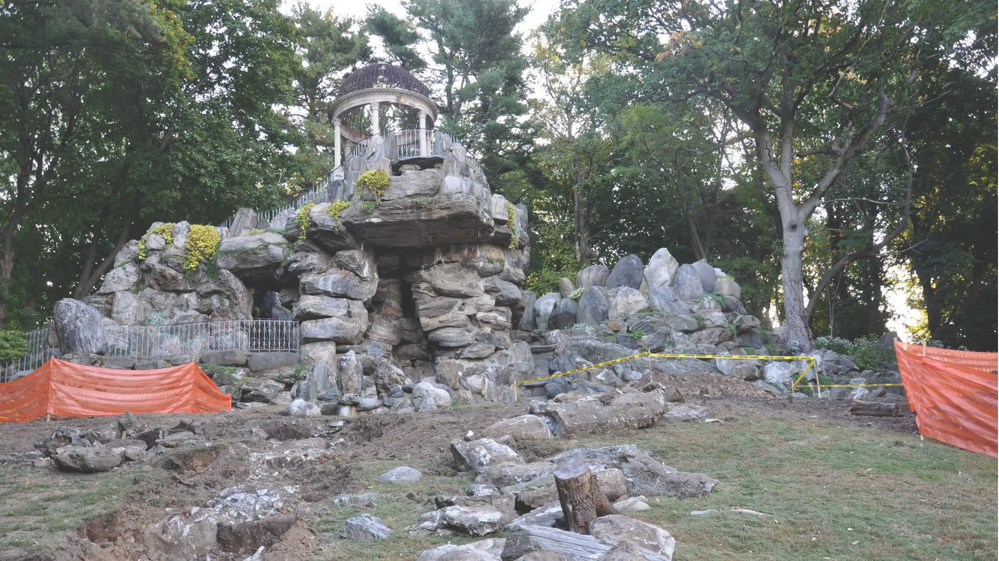 Temple of Love before restoration.