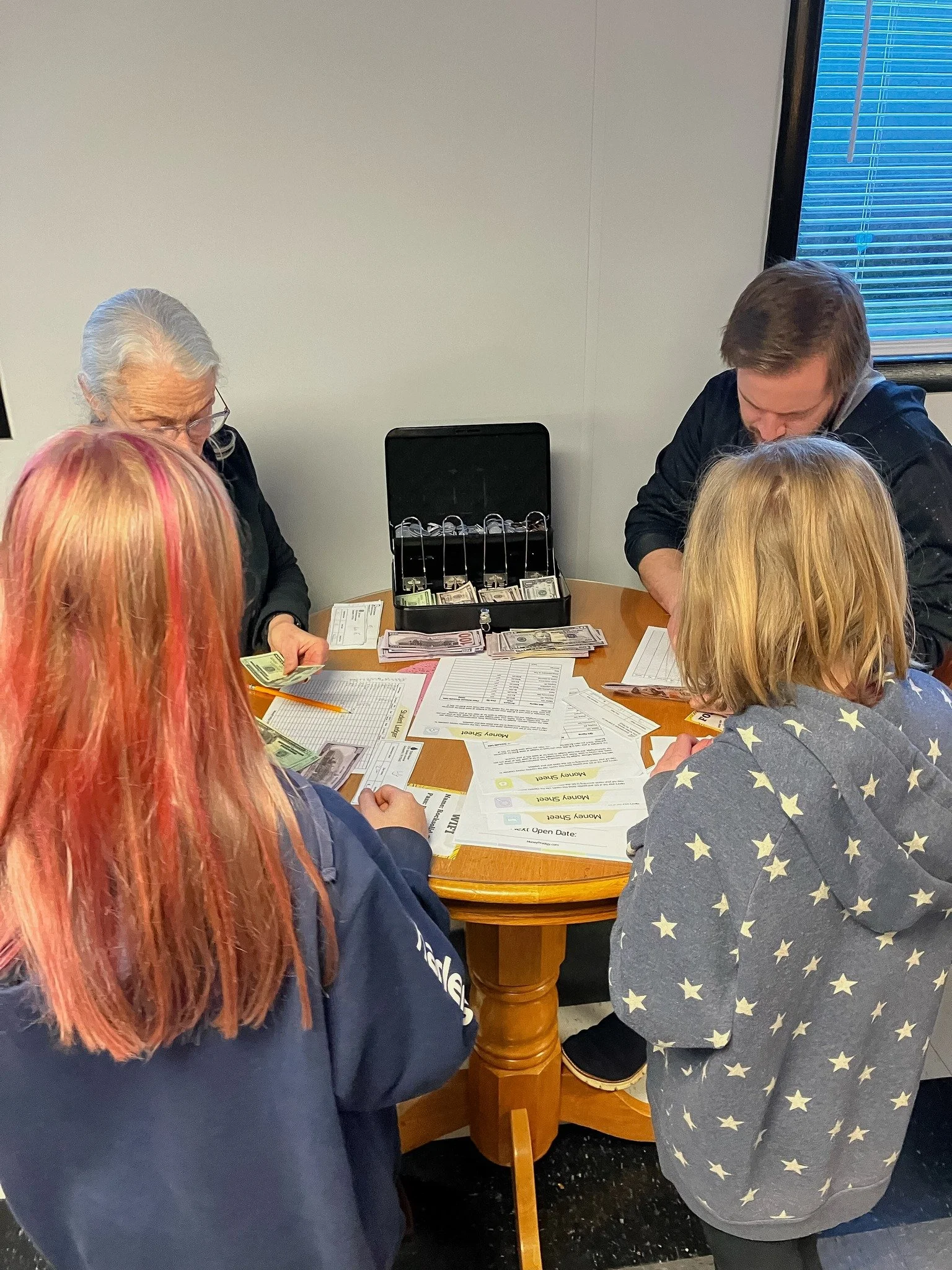 Gaining life skills can look different every day, and at Rocksolid, it does! Here are just a few examples:

Picture 1: Paying rent and bills
Picture 2: Learning budgeting with @iqcreditunion 
Picture 3: Creating New Year&rsquo;s resolutions
Picture 4