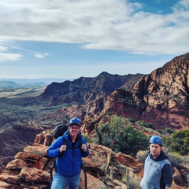 Spring Break is upon us.  Come explore the slots of southern Utah with 2 Dads and a Rope.