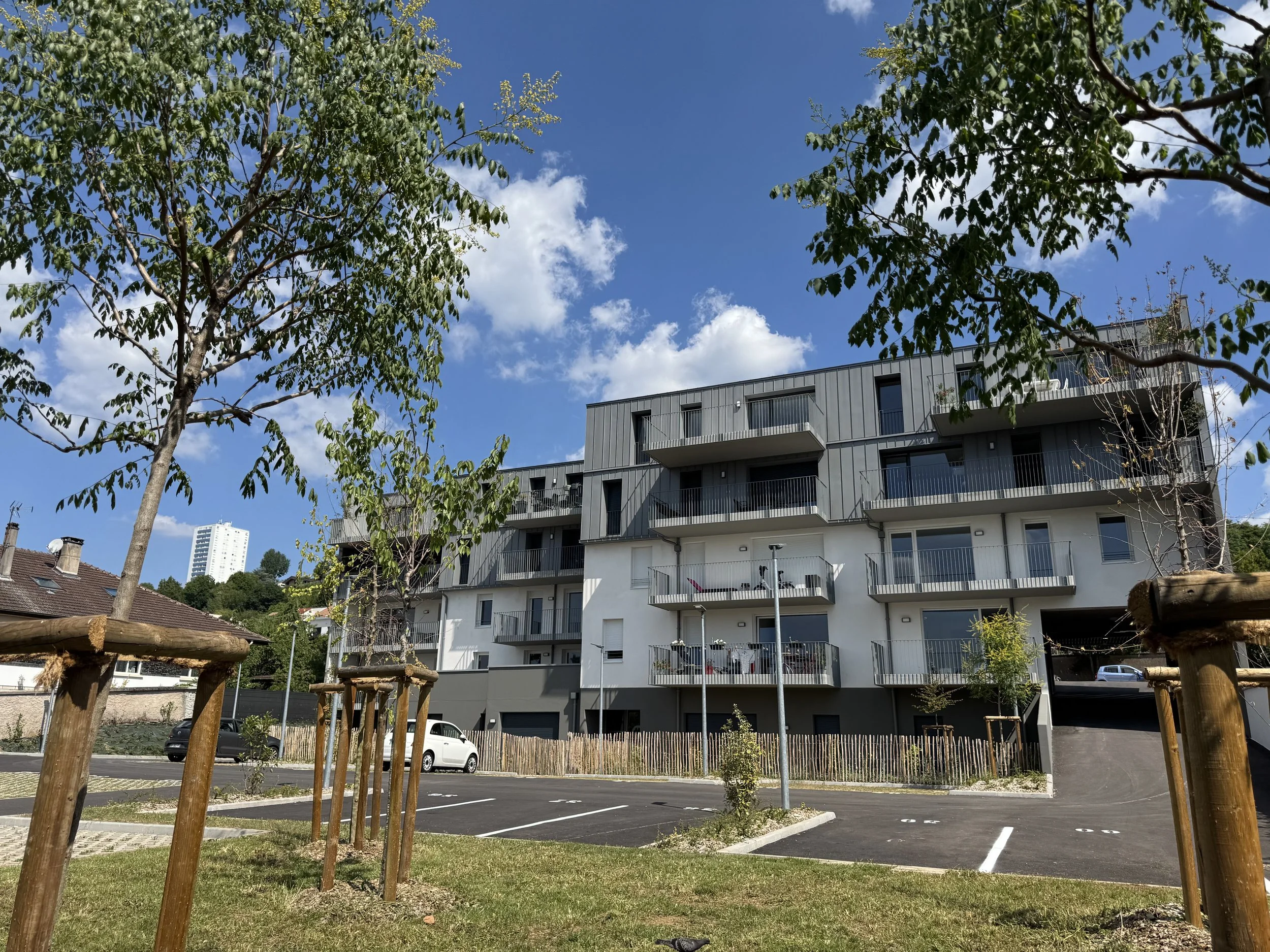 BRE Immobilier - Le Coteau RE/LAX