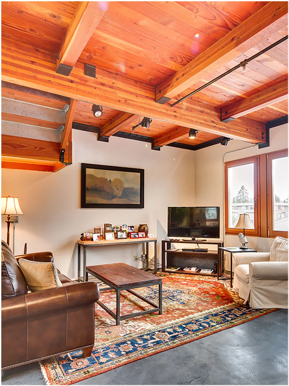 chaplet garden apt on The Watershed Building Eugene Oregon