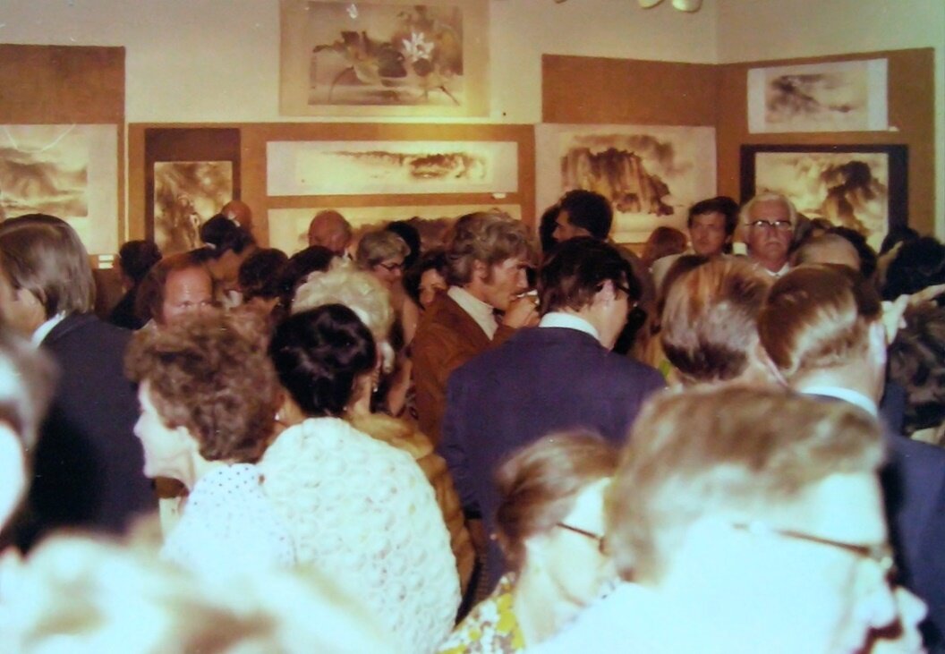 A packed house at Stephen’s final show at the Stephen Lowe Art Gallery