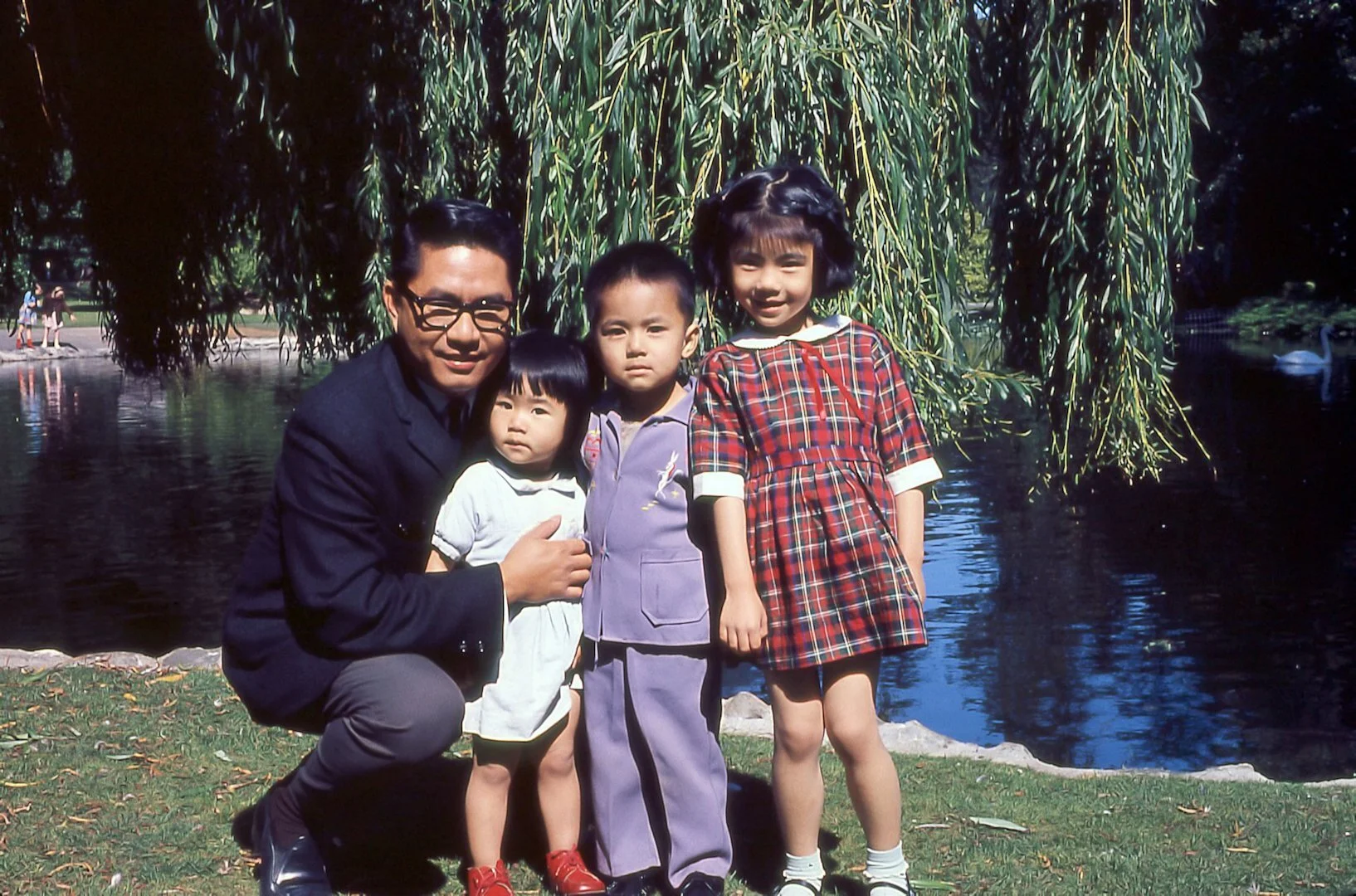  Stephen with his three young children (Anna, Theresa , and David) at the peak of his career 
