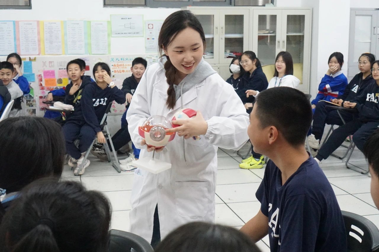 XIE Jie Janice 1.png