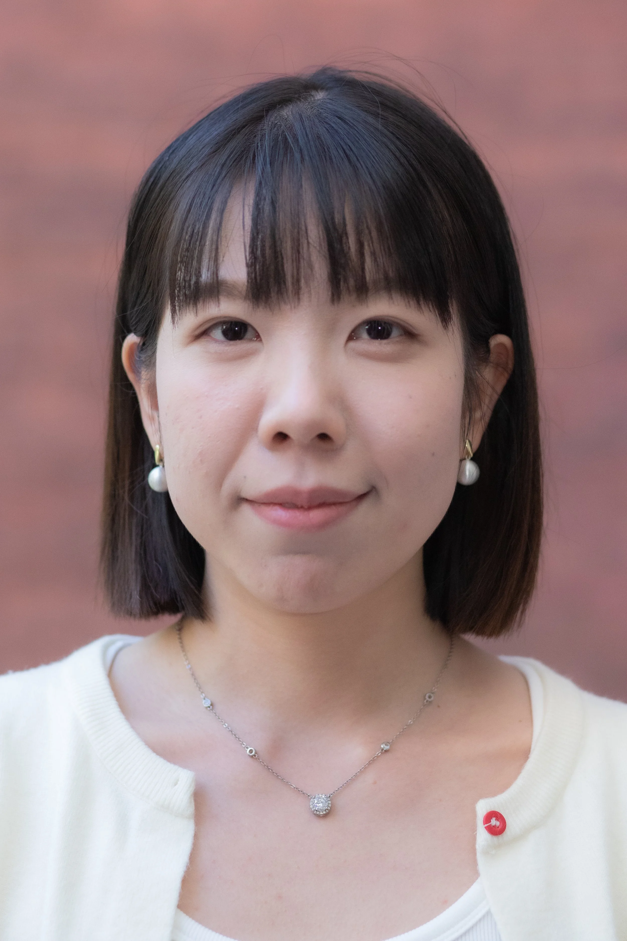 LU Min (Sophie)