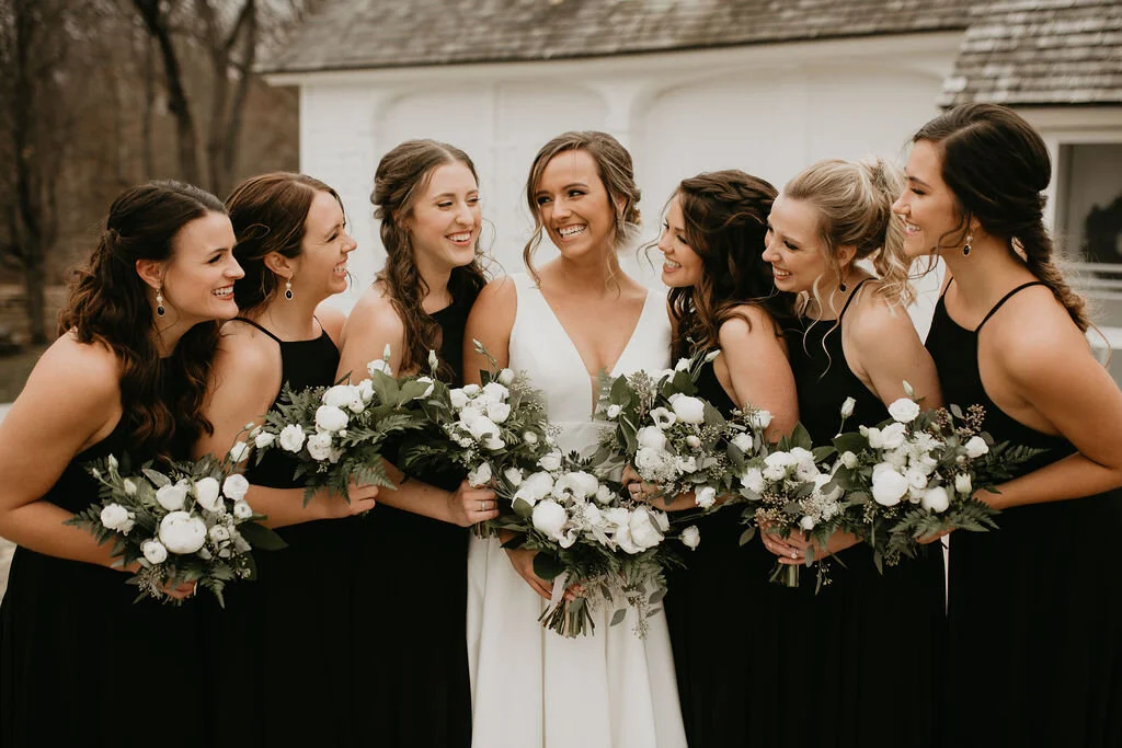 GudobbaWedding_BridalParty-8.jpg