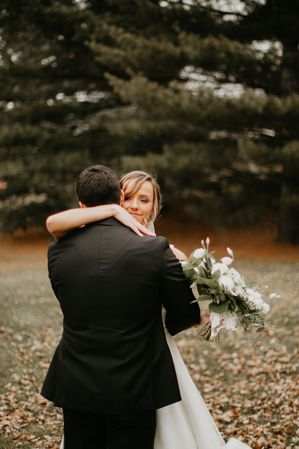 GudobbaWedding_FirstLook-33.jpg