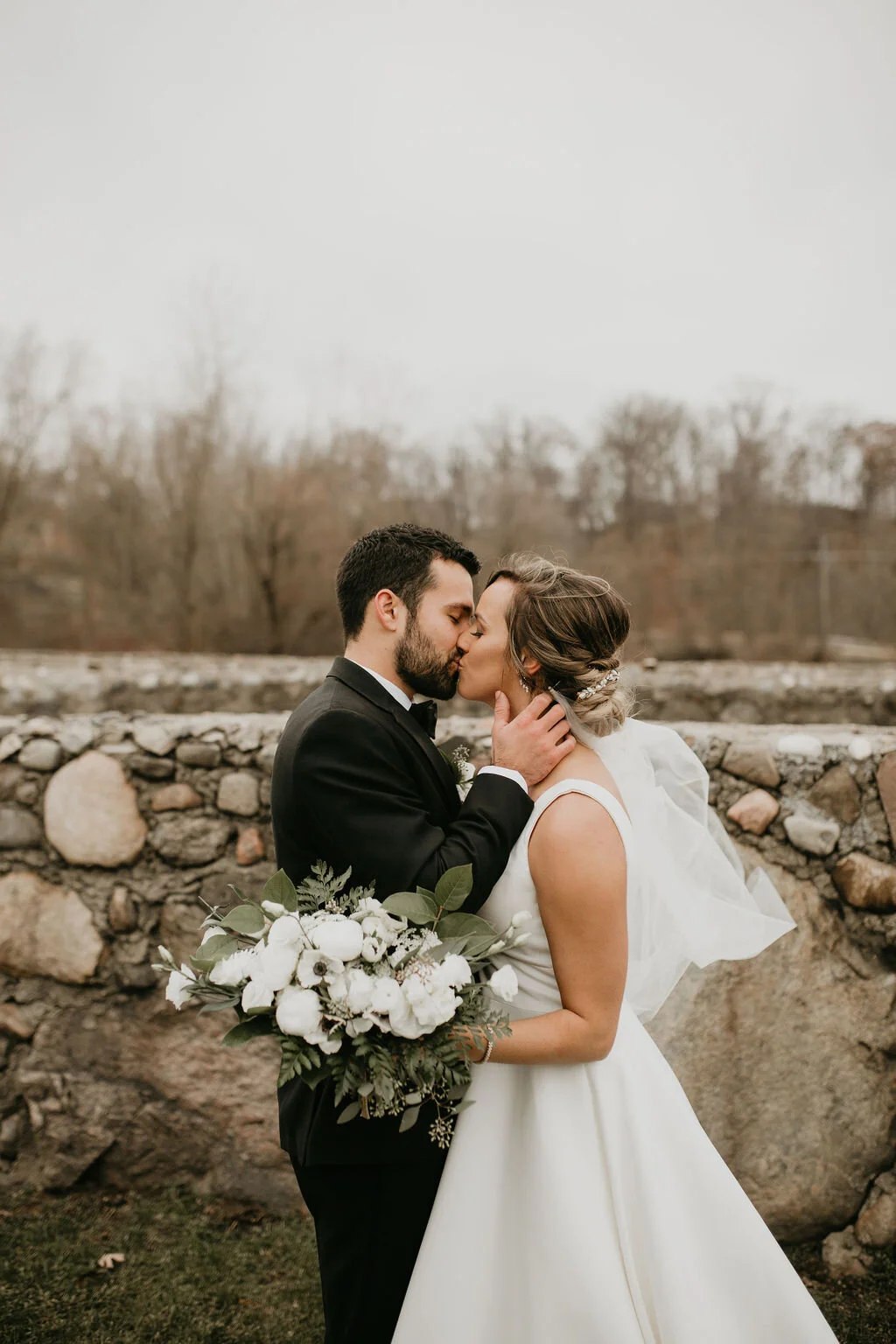 GudobbaWedding_Portraits-76.jpg