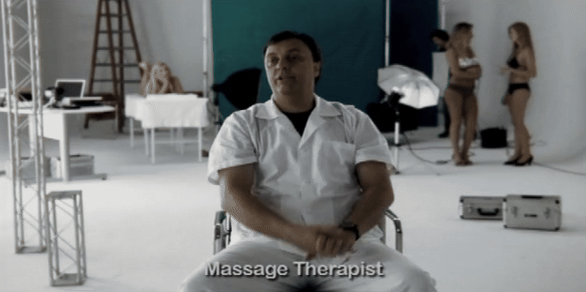 massagista_leg_alta480p-ezgif.com-crop.gif